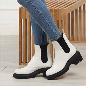 Stuart Weitzman Norah Platform Block Heel White Leather Chelsea Boots - NWT